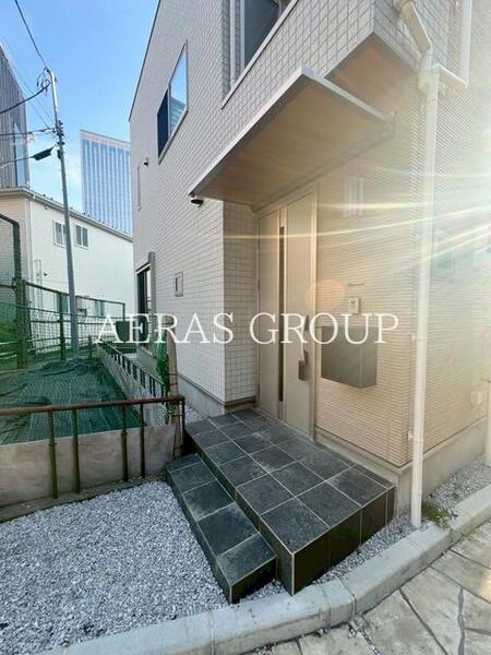 detached 東京都新宿区北新宿２丁目

地図を見る