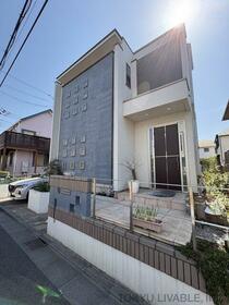 東京都世田谷区岡本３丁目