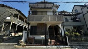 大阪府池田市鉢塚１丁目