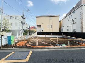 東京都杉並区和泉３丁目