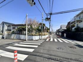 神奈川県横浜市金沢区富岡西２丁目