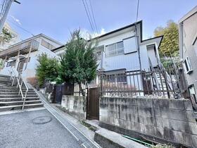 神奈川県横浜市中区石川町４丁目