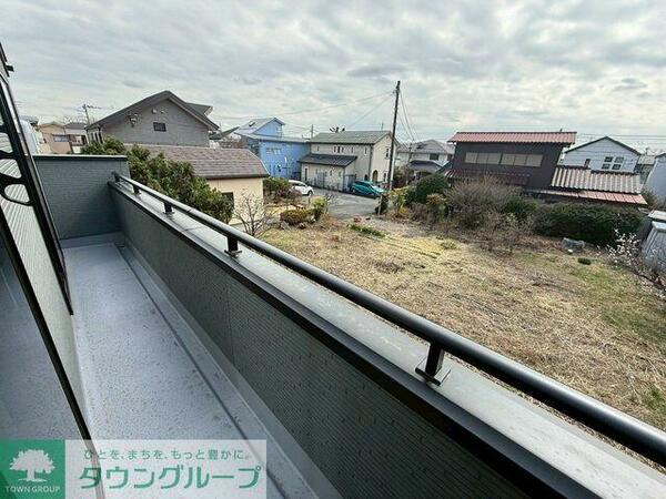 detached 東京都小金井市前原町２丁目

地図を見る