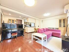 エステムコート高槻グラジオス