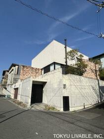 大阪府豊中市緑丘1丁目