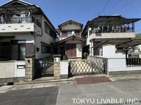 兵庫県川西市山下町