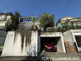 神奈川県横浜市港北区箕輪町１丁目