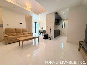 東京都板橋区若木２丁目