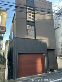 東京都渋谷区富ヶ谷１丁目