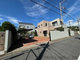 神奈川県藤沢市鵠沼松が岡４丁目