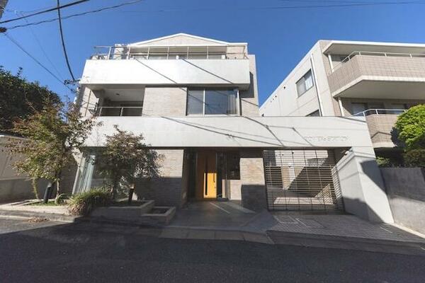 detached 東京都渋谷区富ヶ谷１丁目

地図を見る