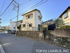 神奈川県藤沢市鵠沼桜が岡３丁目