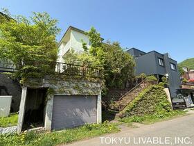 北海道札幌市中央区宮の森四条１３丁目