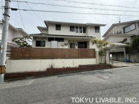 兵庫県川西市けやき坂２丁目
