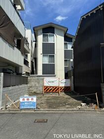 京都府京都市左京区岡崎徳成町