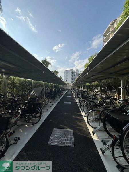 apartment 埼玉県入間郡三芳町大字竹間沢
地図を見る