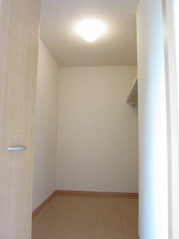 detached 東京都武蔵村山市三ツ木１丁目

地図を見る