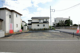 群馬県伊勢崎市茂呂町１丁目