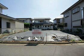 埼玉県上尾市大字小泉