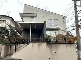 神奈川県横浜市港南区芹が谷３丁目