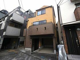 東京都目黒区駒場１丁目