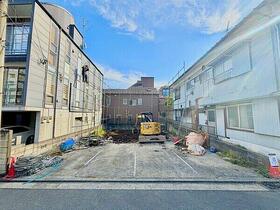 神奈川県横浜市西区岡野１丁目