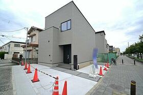 大阪府茨木市鮎川３丁目