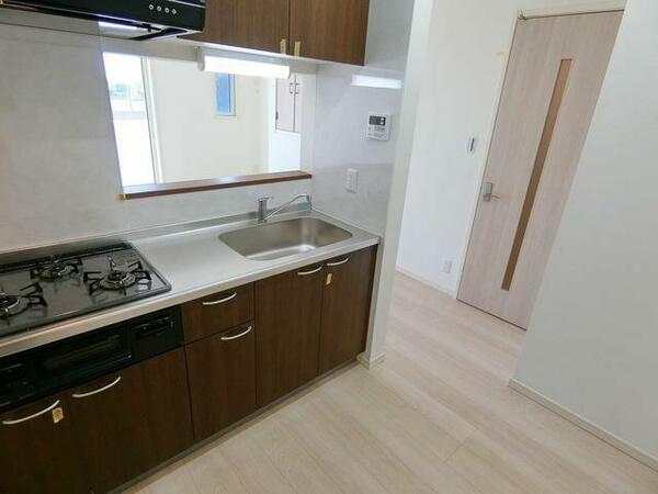 detached 東京都武蔵村山市中央１丁目

地図を見る