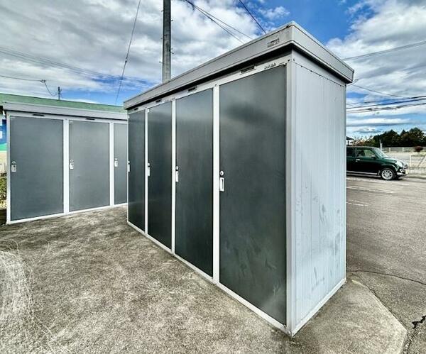 apartment 茨城県つくば市研究学園５丁目５－１３ ファースト・ラフィーネ・学園１Ｆ