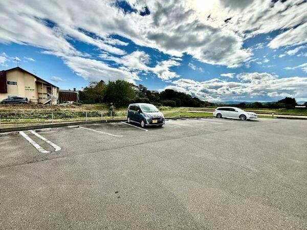 apartment 茨城県つくば市研究学園５丁目５－１３ ファースト・ラフィーネ・学園１Ｆ