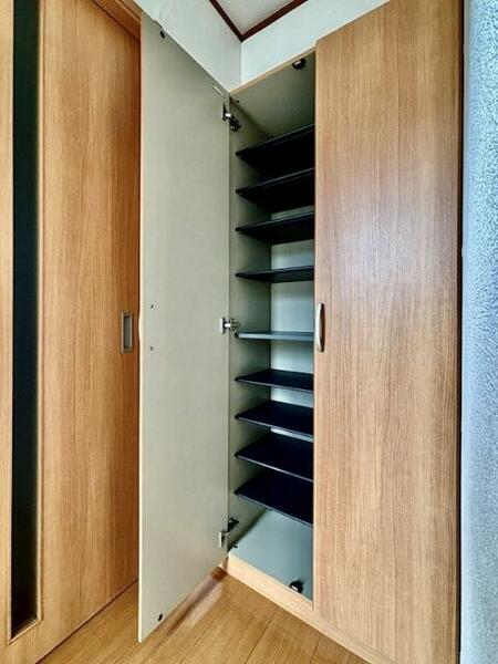 apartment 茨城県つくば市研究学園５丁目５－１３ ファースト・ラフィーネ・学園１Ｆ