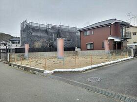 兵庫県川西市緑が丘１丁目