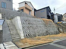 大阪府枚方市東中振１丁目