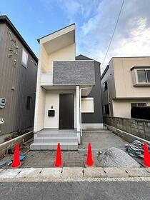 埼玉県草加市小山２丁目