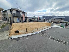 兵庫県川西市萩原３丁目