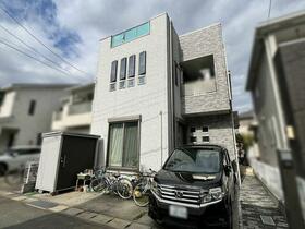 神奈川県厚木市妻田南１丁目