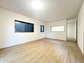 埼玉県新座市片山３丁目