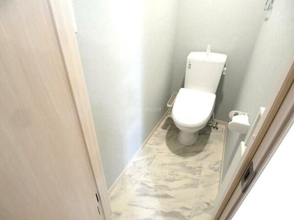 detached 東京都三鷹市中原３丁目

地図を見る