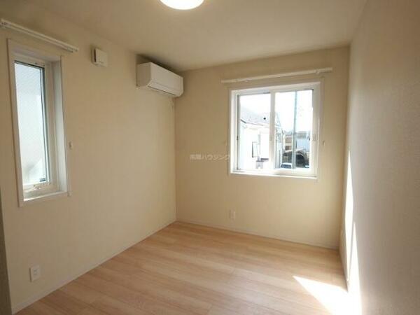 detached 東京都三鷹市中原３丁目

地図を見る