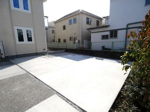 detached 東京都三鷹市中原３丁目

地図を見る