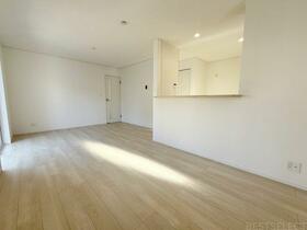 埼玉県朝霞市岡３丁目