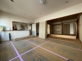 福岡県北九州市小倉南区葛原本町２丁目