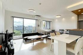 パークホームズ千歳烏山ガーデンズコート　ＥＡＳＴ棟