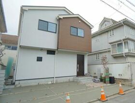 東京都三鷹市野崎４丁目