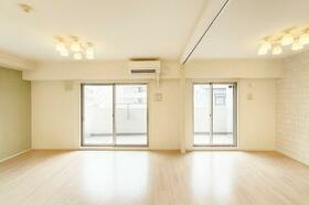 ファミリアーレ堀田レジデンス