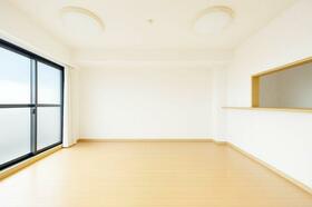 宝マンショングランスクエア中切アネックス