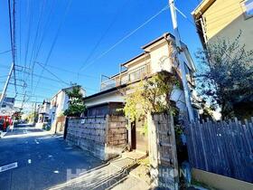 神奈川県藤沢市鵠沼松が岡３丁目