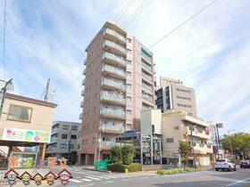 ベルドゥムール北越谷駅前