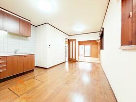 千葉県市川市曽谷7丁目