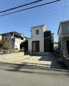 埼玉県草加市両新田東町